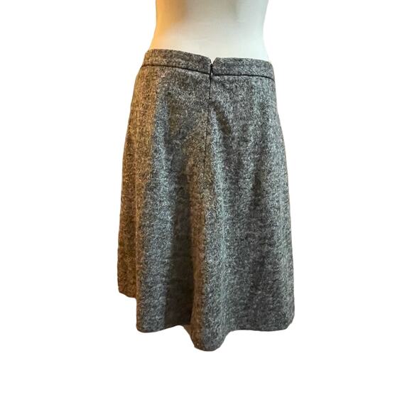 Banana Republic black and white mini skirt with pockets - Picture 2 of 2